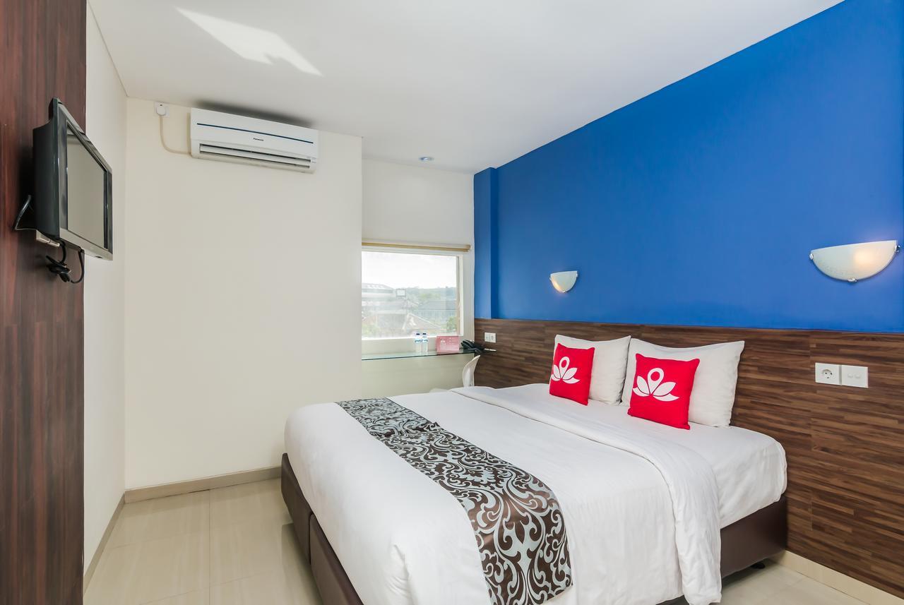 Zen Rooms Basic Jimbaran Taman Mulia Exterior photo